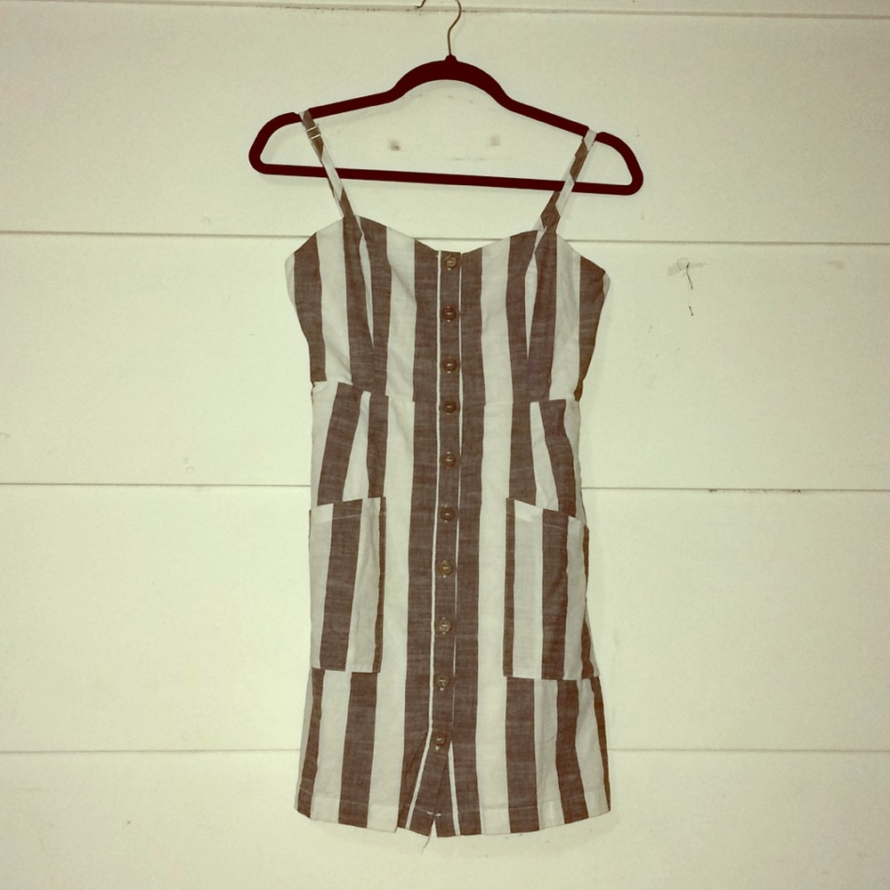 Forever 21 Grey & White Med Button Dress W/Pockets